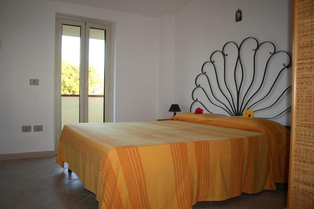 Residenza Stefanelli Apartment Capo Vaticano Ruang foto