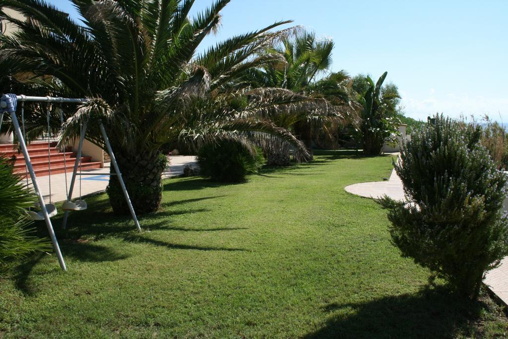 Residenza Stefanelli Apartment Capo Vaticano Ruang foto